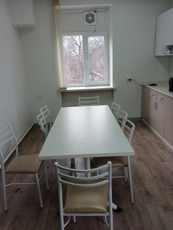 Bekbro Hostel Bişkek Dış mekan fotoğraf