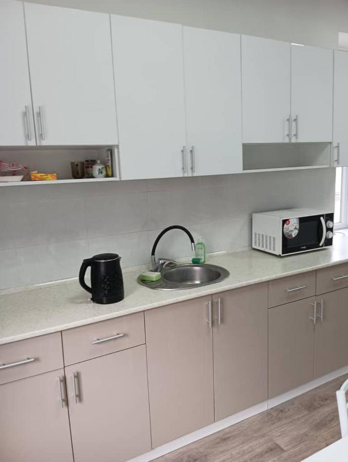 Bekbro Hostel Bişkek Dış mekan fotoğraf